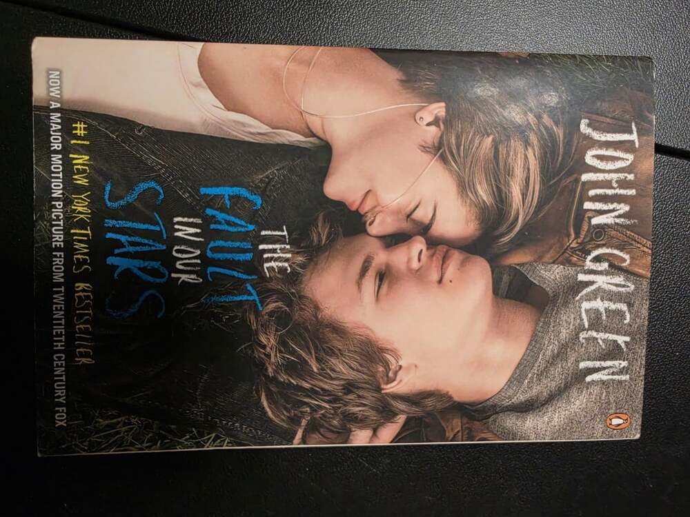 John Green - The Fault in Our Stars PB Penguin YA Romance Novel Film/TV Adapt